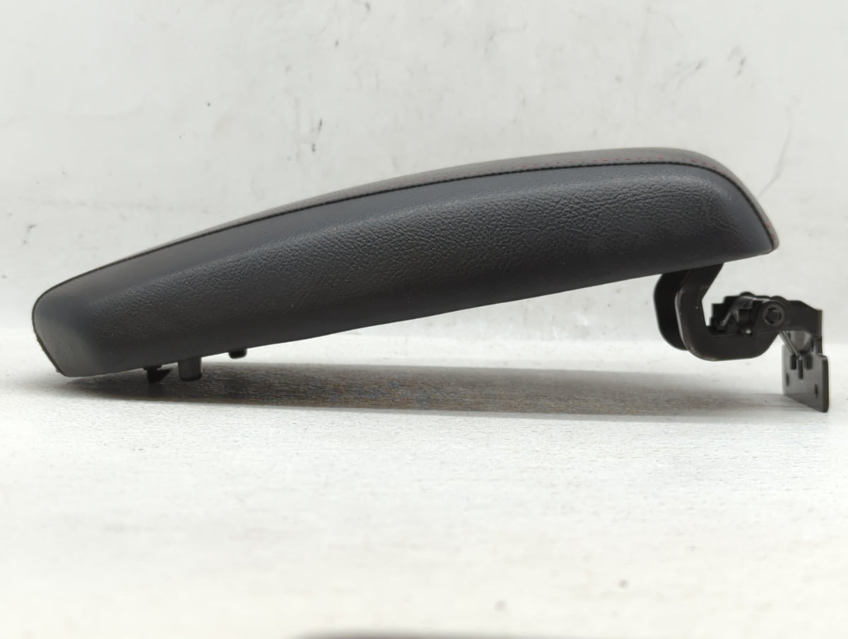 2009-2010 Hyundai Genesis Center Console Armrest Cover Lid Black - Oemusedautoparts1.com