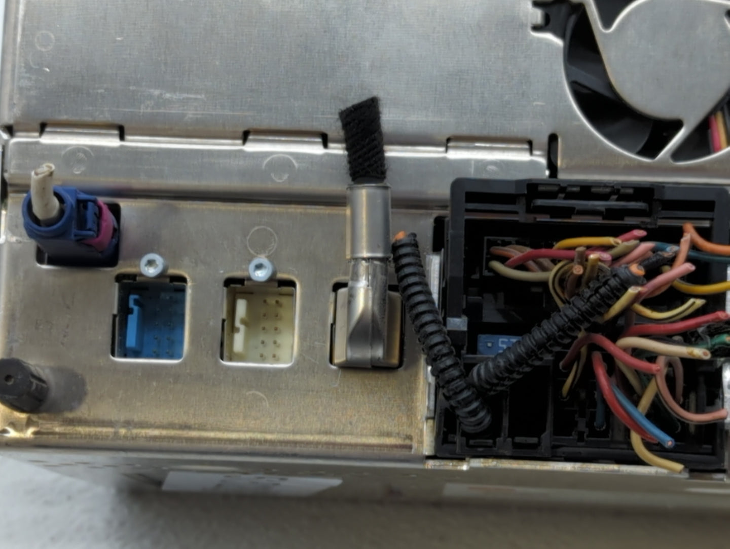2009 Hyundai Genesis Radio AM FM Cd Player Receiver Replacement P/N:96190-3M150 Fits OEM Used Auto Parts - Oemusedautoparts1