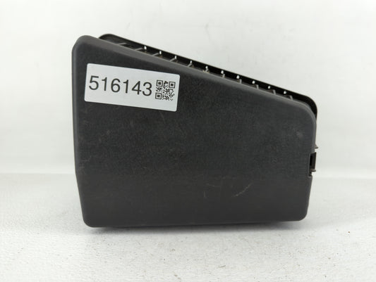 2009-2014 Hyundai Genesis Fusebox Fuse Box Panel Relay Module P/N:91950-3M170 91950-3M173 Fits OEM Used Auto Parts - Oemused