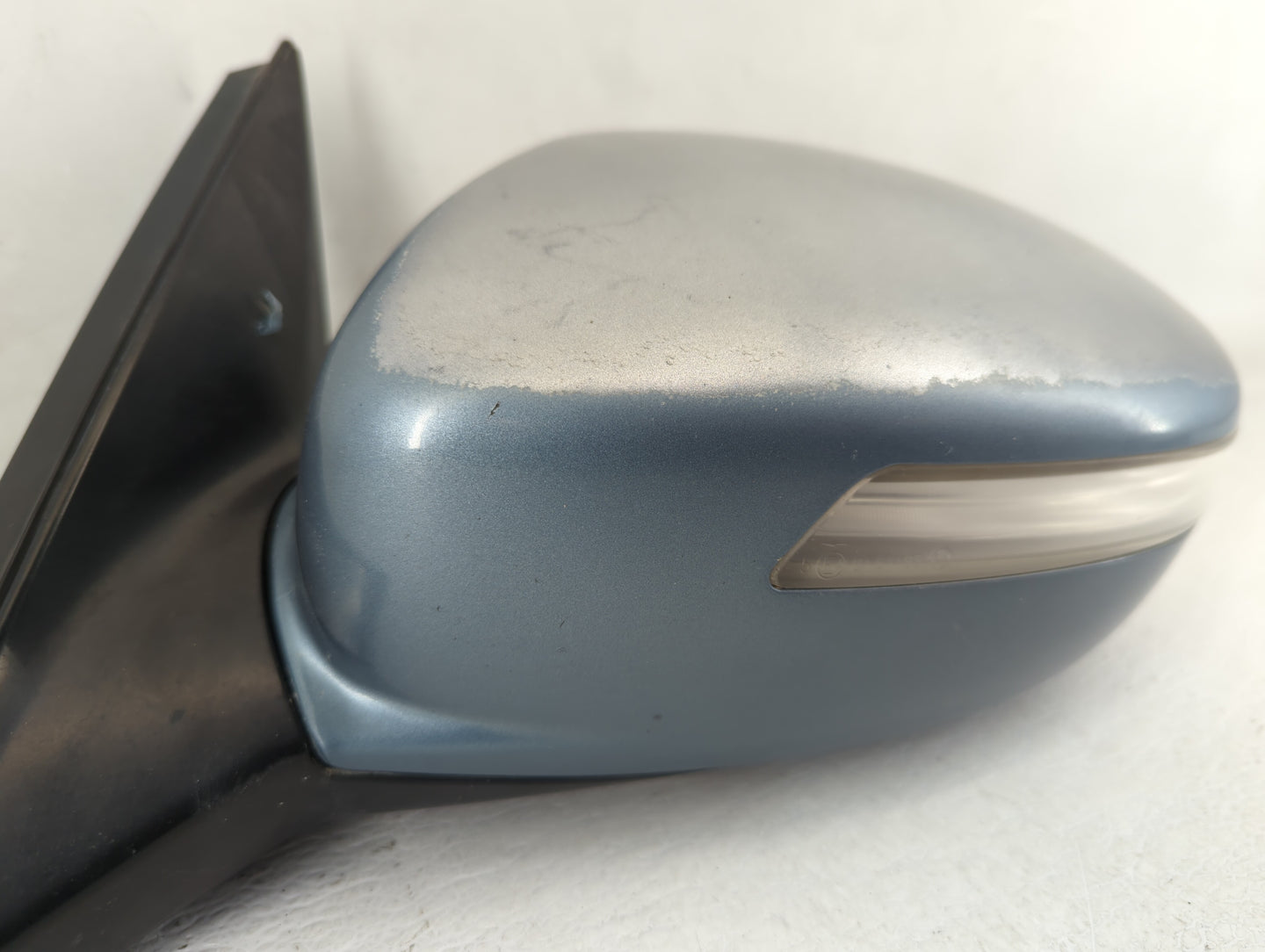 2009-2012 Hyundai Genesis Driver Side View Mirror - Left Door Mirror OEM Used - Oemusedautoparts1.com