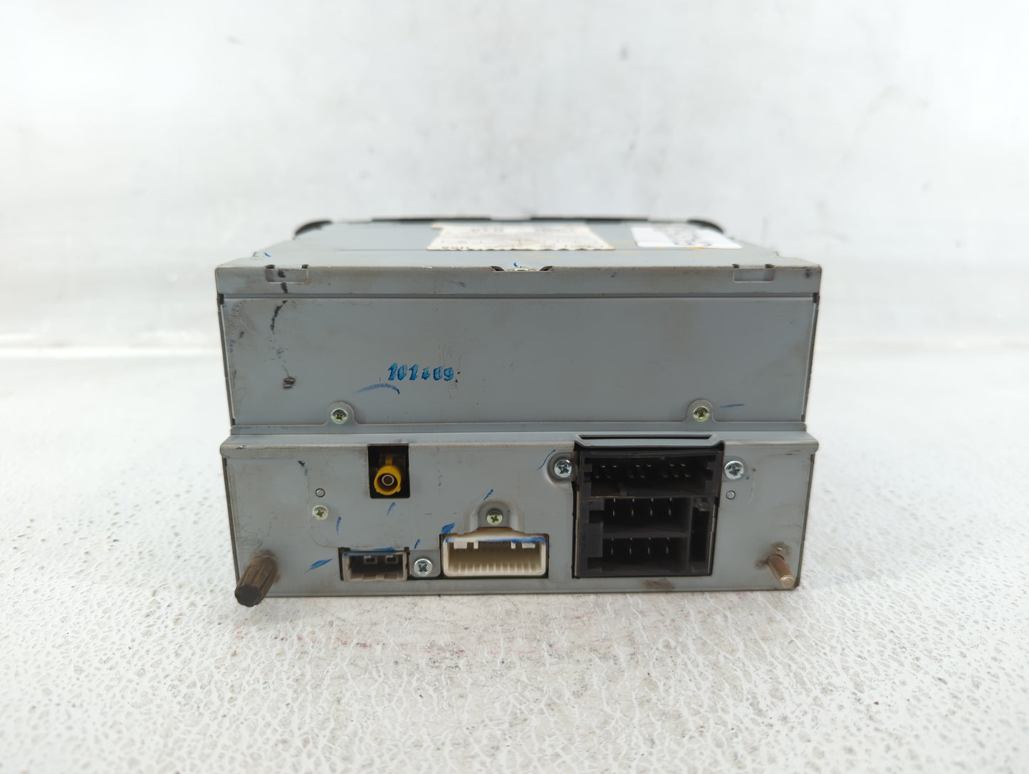 2009-2009 Hyundai Genesis Am Fm Cd Player Radio Receiver - Oemusedautoparts1.com