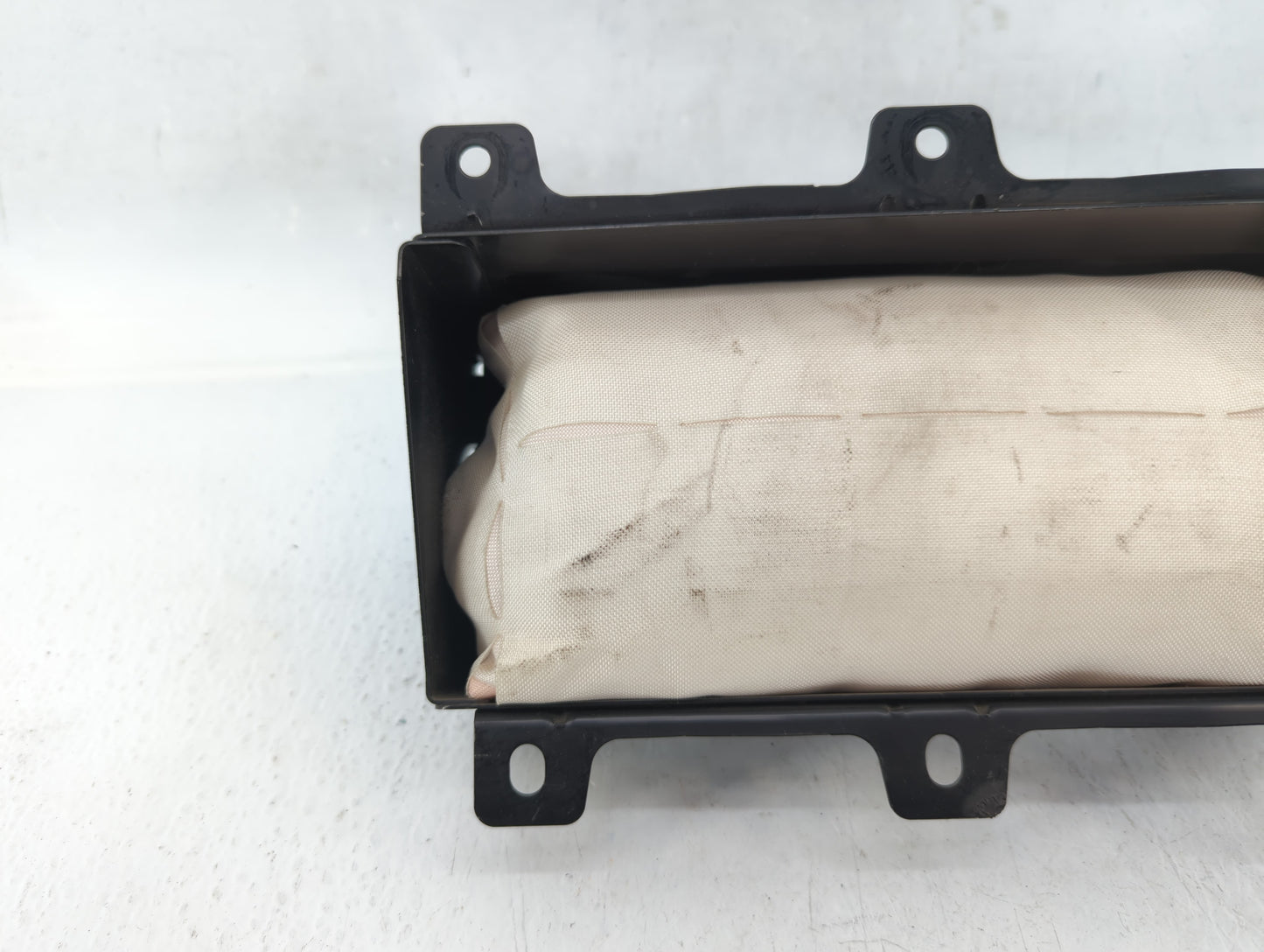 2009-2010 Hyundai Genesis Air Bag Passenger Right Dashboard Oem - Oemusedautoparts1.com