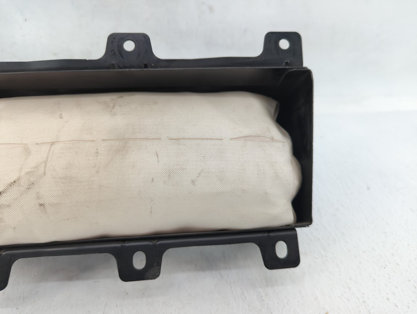 2009-2010 Hyundai Genesis Air Bag Passenger Right Dashboard Oem - Oemusedautoparts1.com