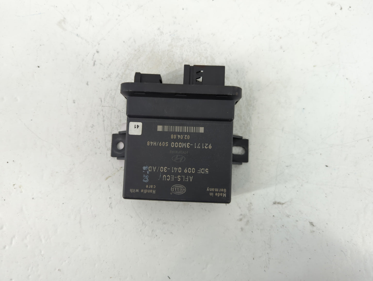 2009-2010 Hyundai Genesis Body Control Module Bcm Inner Cabin Fuse Box - Oemusedautoparts1.com