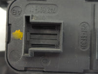 2009-2010 Hyundai Genesis Body Control Module Bcm Inner Cabin Fuse Box - Oemusedautoparts1.com