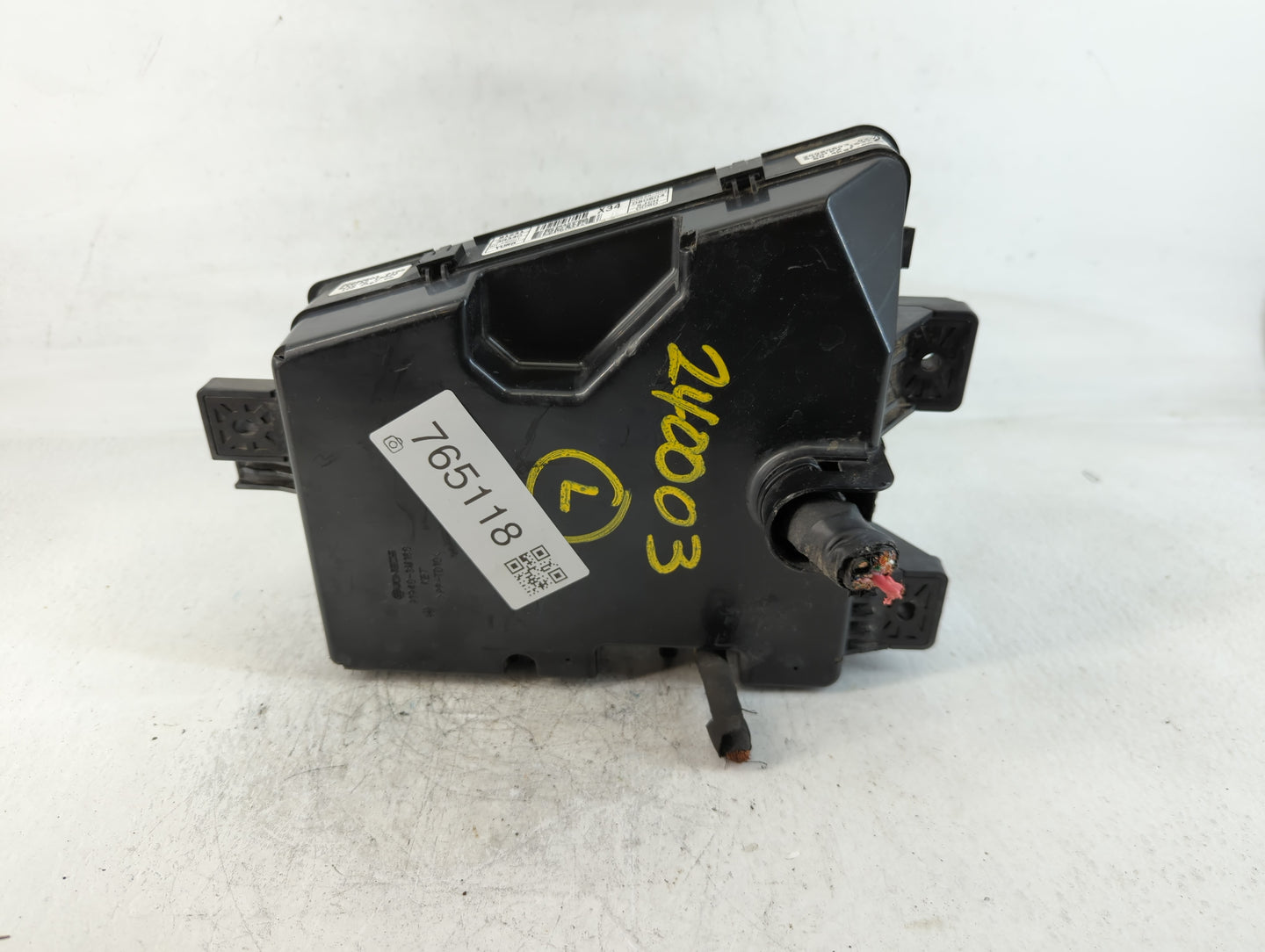 2009-2011 Hyundai Genesis Fusebox Fuse Box Panel Relay Module P/N:91241 3M340 Fits Fits 2009 2010 2011 OEM Used Auto Parts -