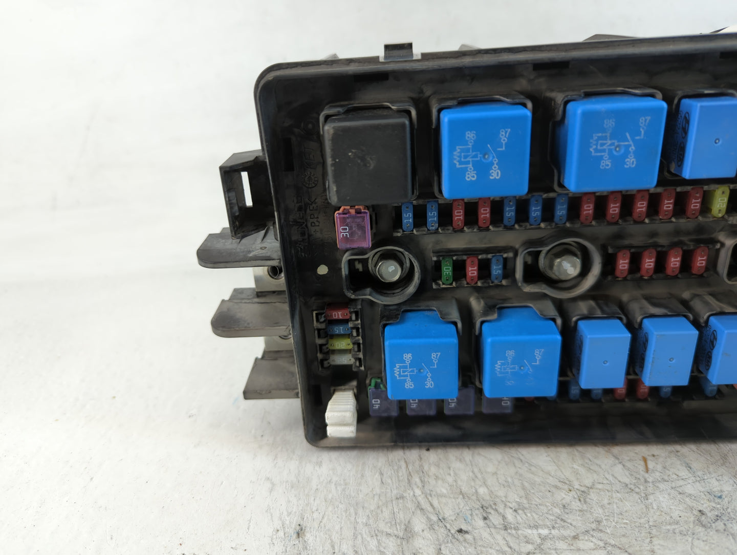 2009-2014 Hyundai Genesis Fusebox Fuse Box Panel Relay Module P/N:91950-3M170 Fits Fits 2009 2010 2011 2012 2013 2014 2015 2