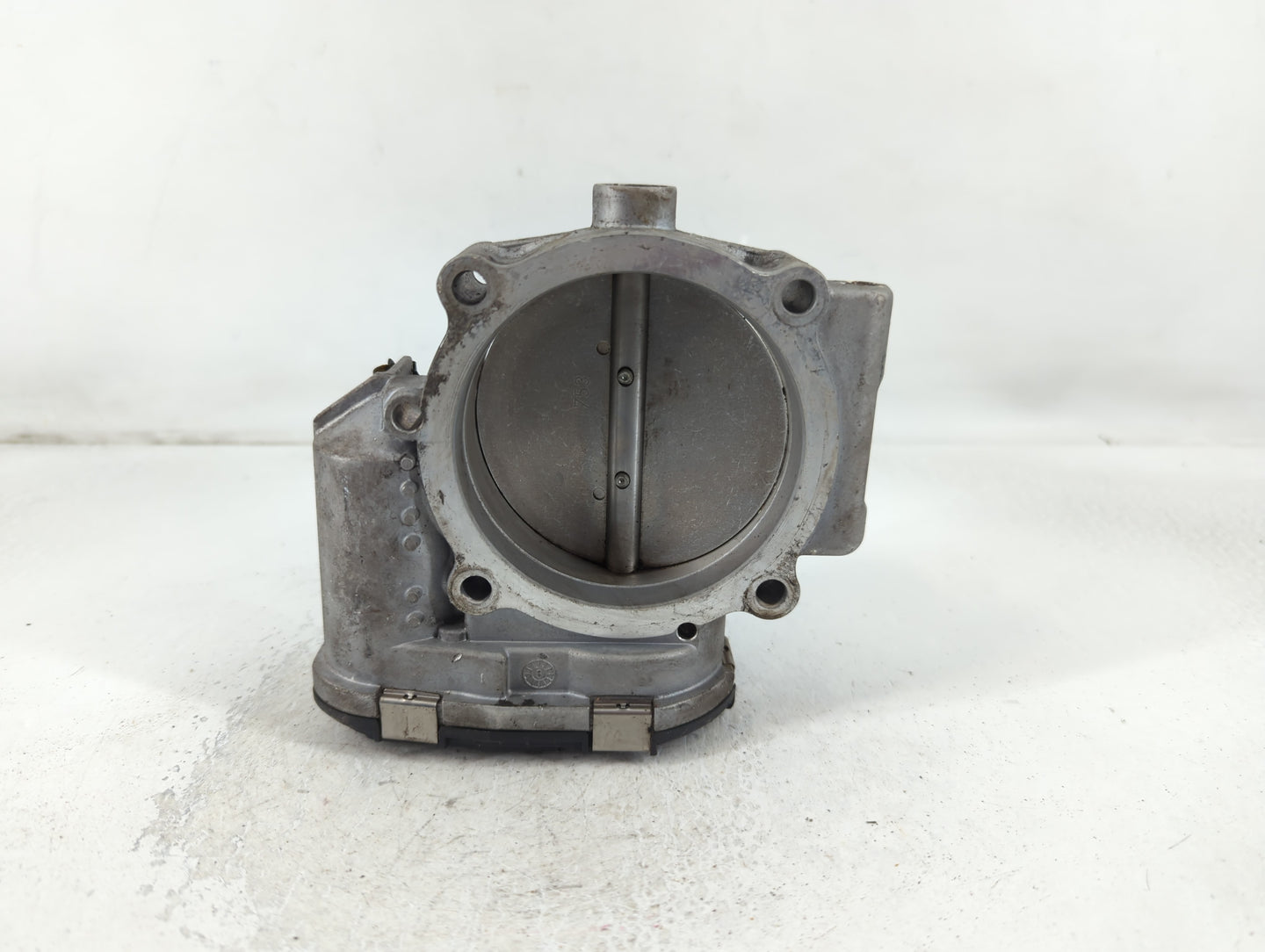 2009-2010 Hyundai Genesis Throttle Body P/N:35100-3F010 Fits Fits 2009 2010 2011 OEM Used Auto Parts - Oemusedautoparts1.com