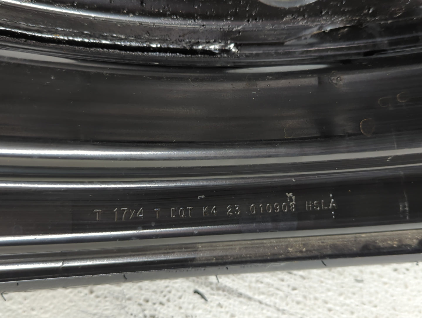 2009-2016 Hyundai Genesis Spare Donut Tire Wheel Rim Oem - Oemusedautoparts1.com