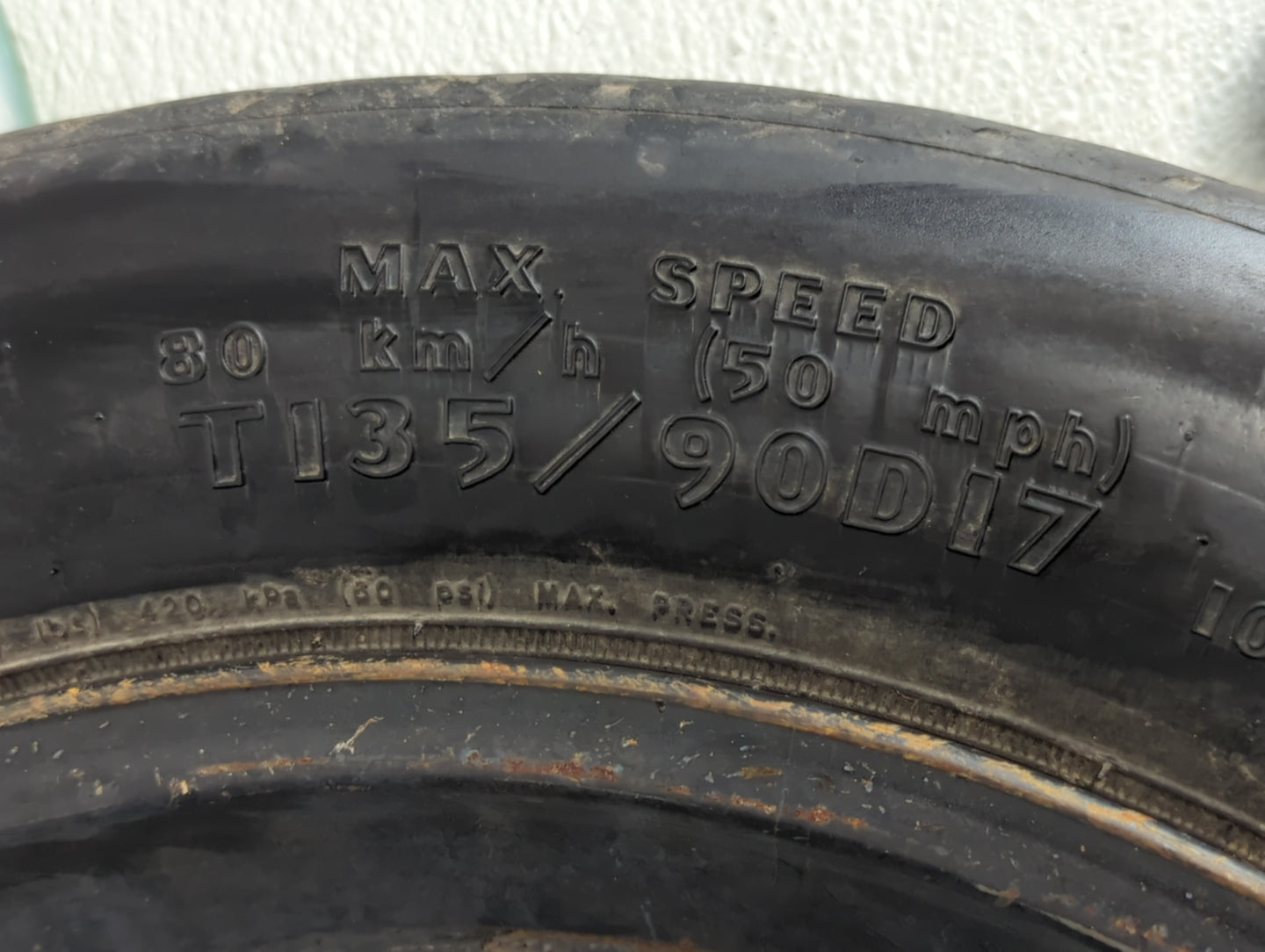 2009-2016 Hyundai Genesis Spare Donut Tire Wheel Rim Oem - Oemusedautoparts1.com