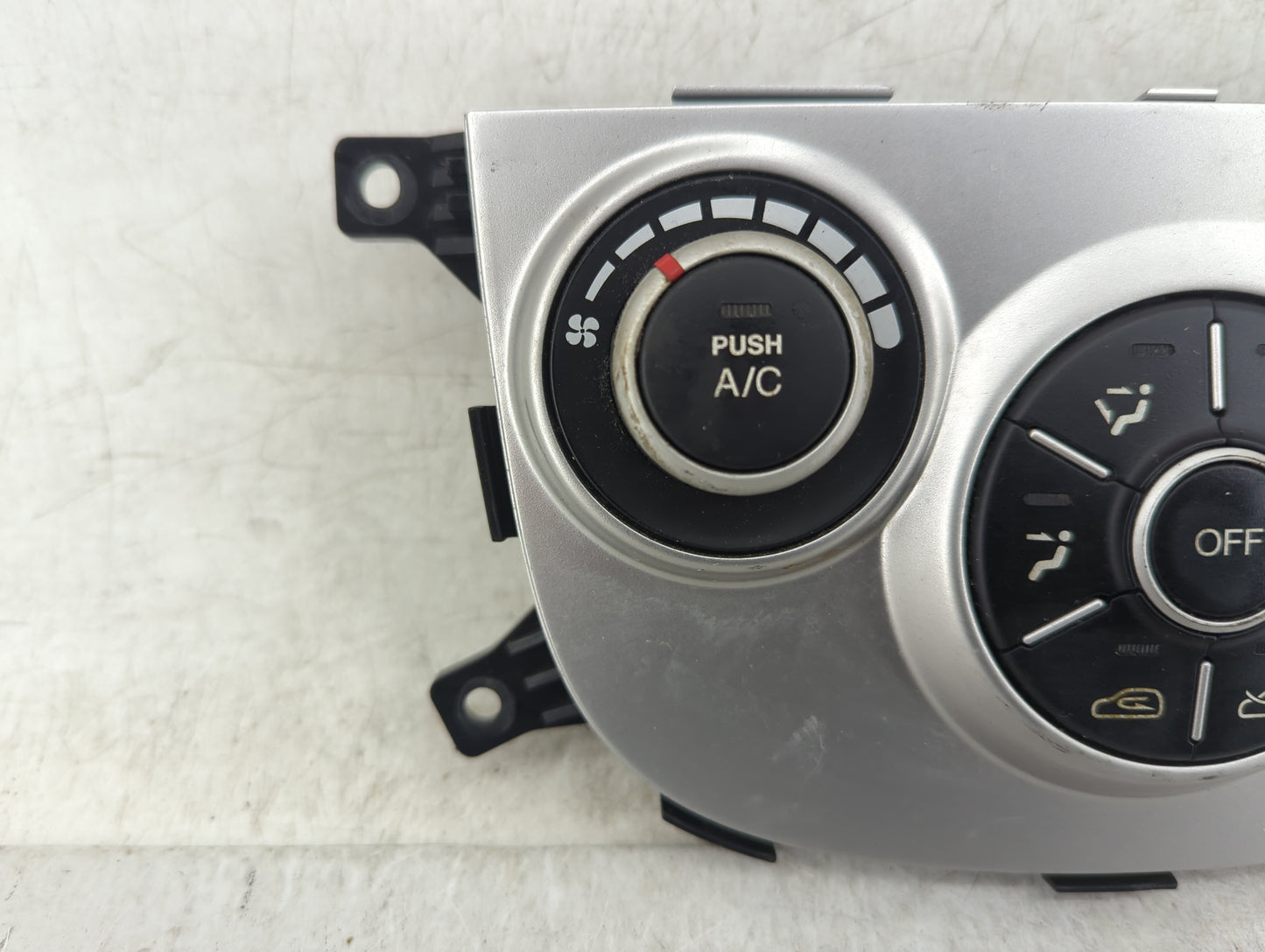 2007-2009 Hyundai Santa Fe Climate Control Module Temperature AC/Heater Replacement Fits Fits 2007 2008 2009 OEM Used Auto P