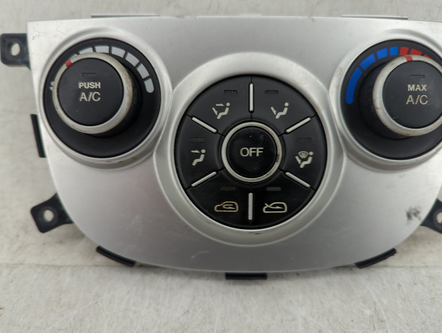2007-2009 Hyundai Santa Fe Climate Control Module Temperature AC/Heater Replacement Fits Fits 2007 2008 2009 OEM Used Auto P