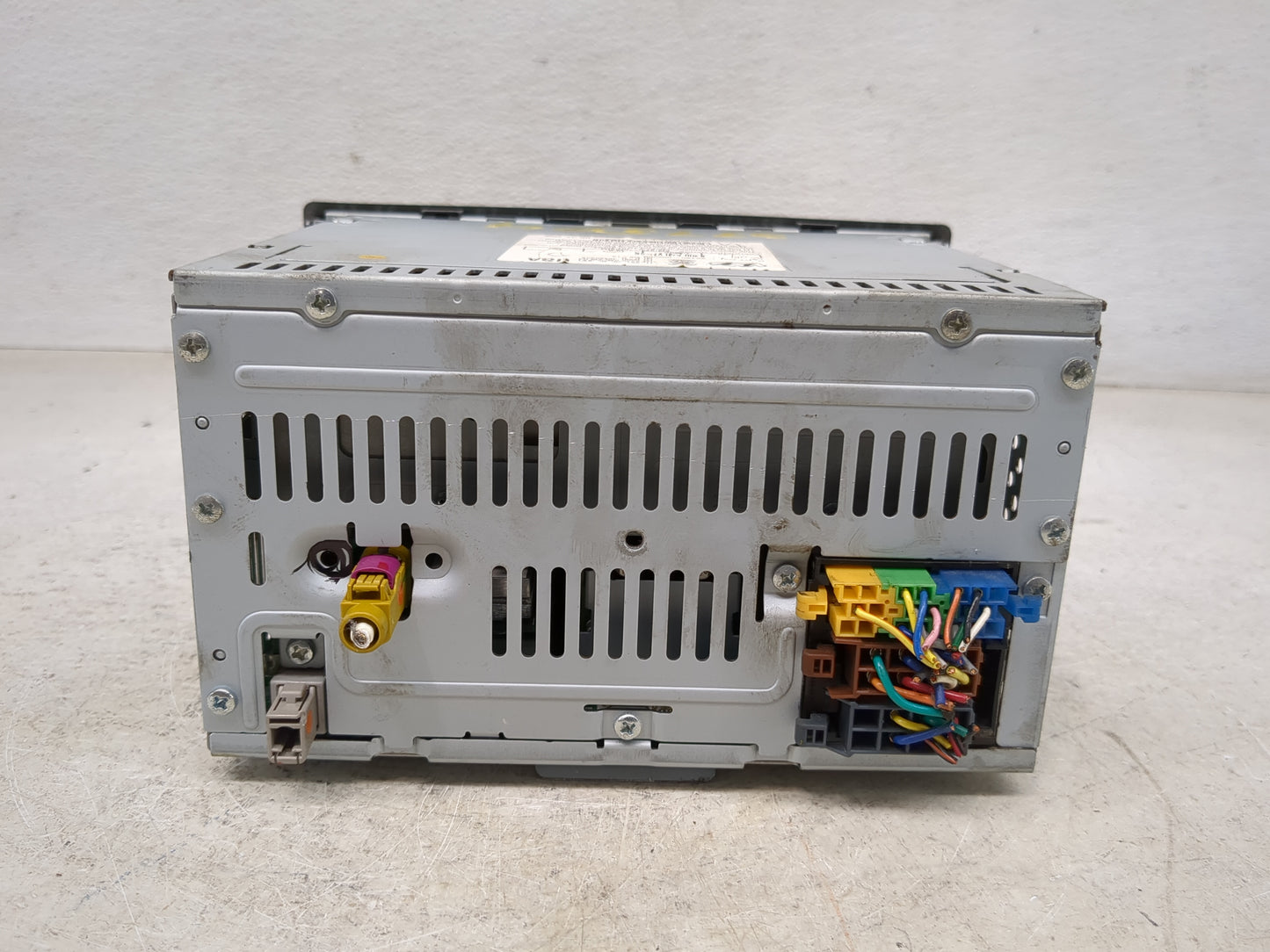 2009 Hyundai Santa Fe Radio AM FM Cd Player Receiver Replacement P/N:961900W000XX1 96190-0W000, A300CMLXMGS Fits OEM Used Au