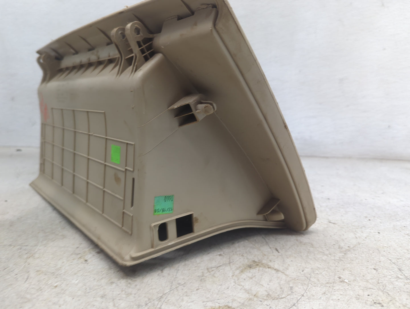 2009 Hyundai Santa Fe Passenger Glove Box Door Storage Compartment Beige - Oemusedautoparts1.com