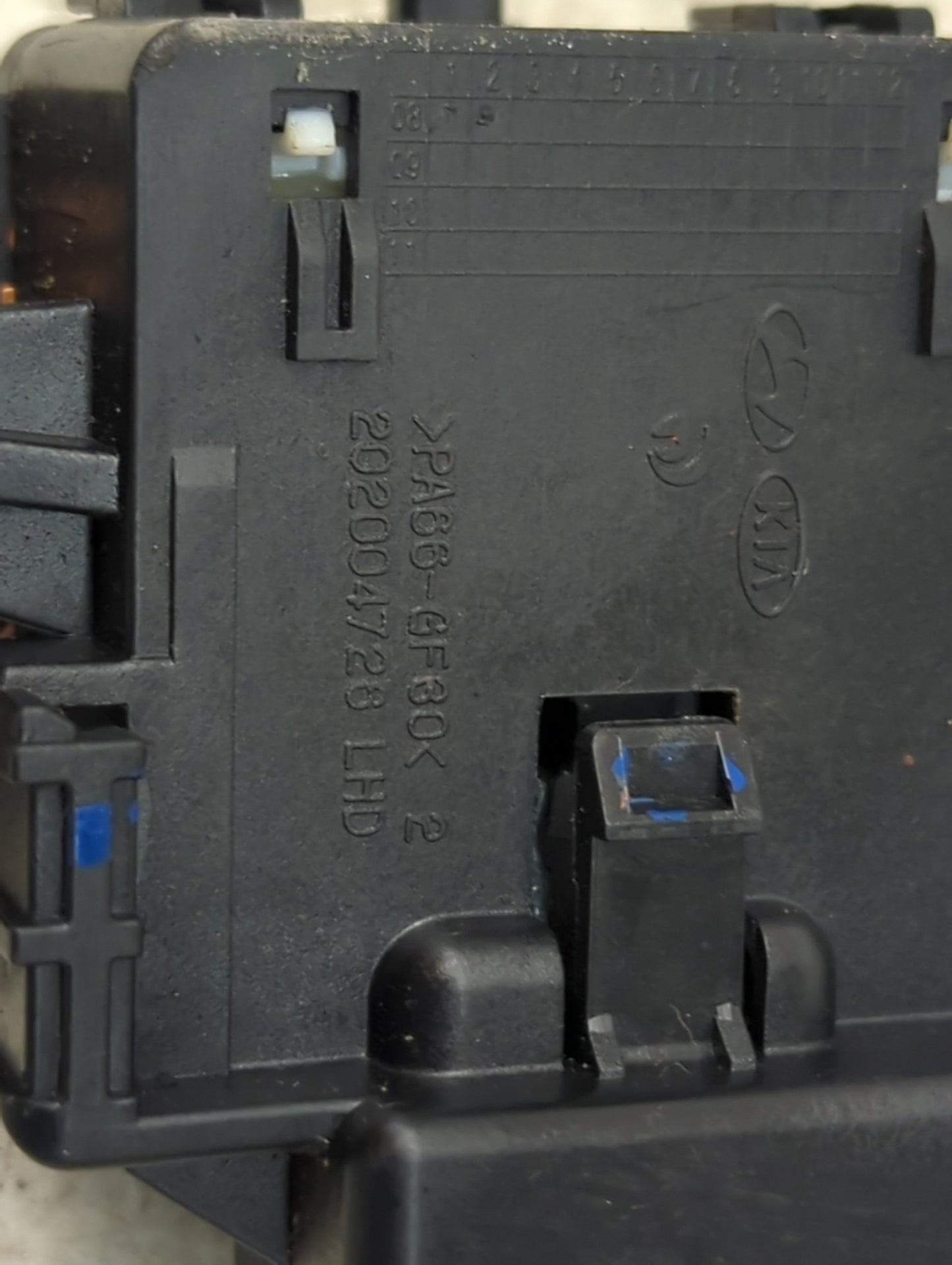 2007-2009 Hyundai Santa Fe Column Switch Pa66-gf30k - Oemusedautoparts1.com