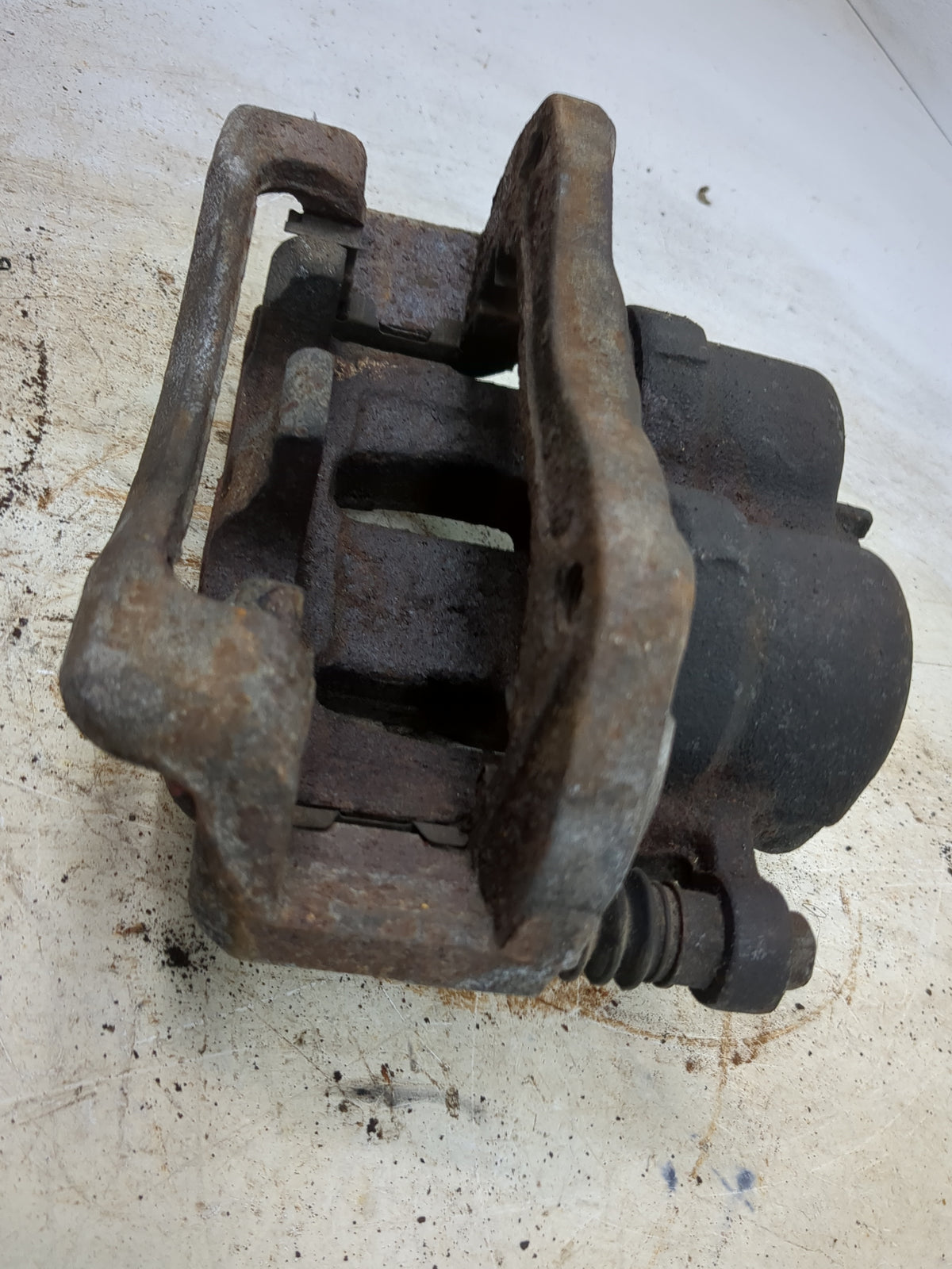 2007-2009 Hyundai Santa Fe Front Passenger Right Brake Caliper - Oemusedautoparts1.com