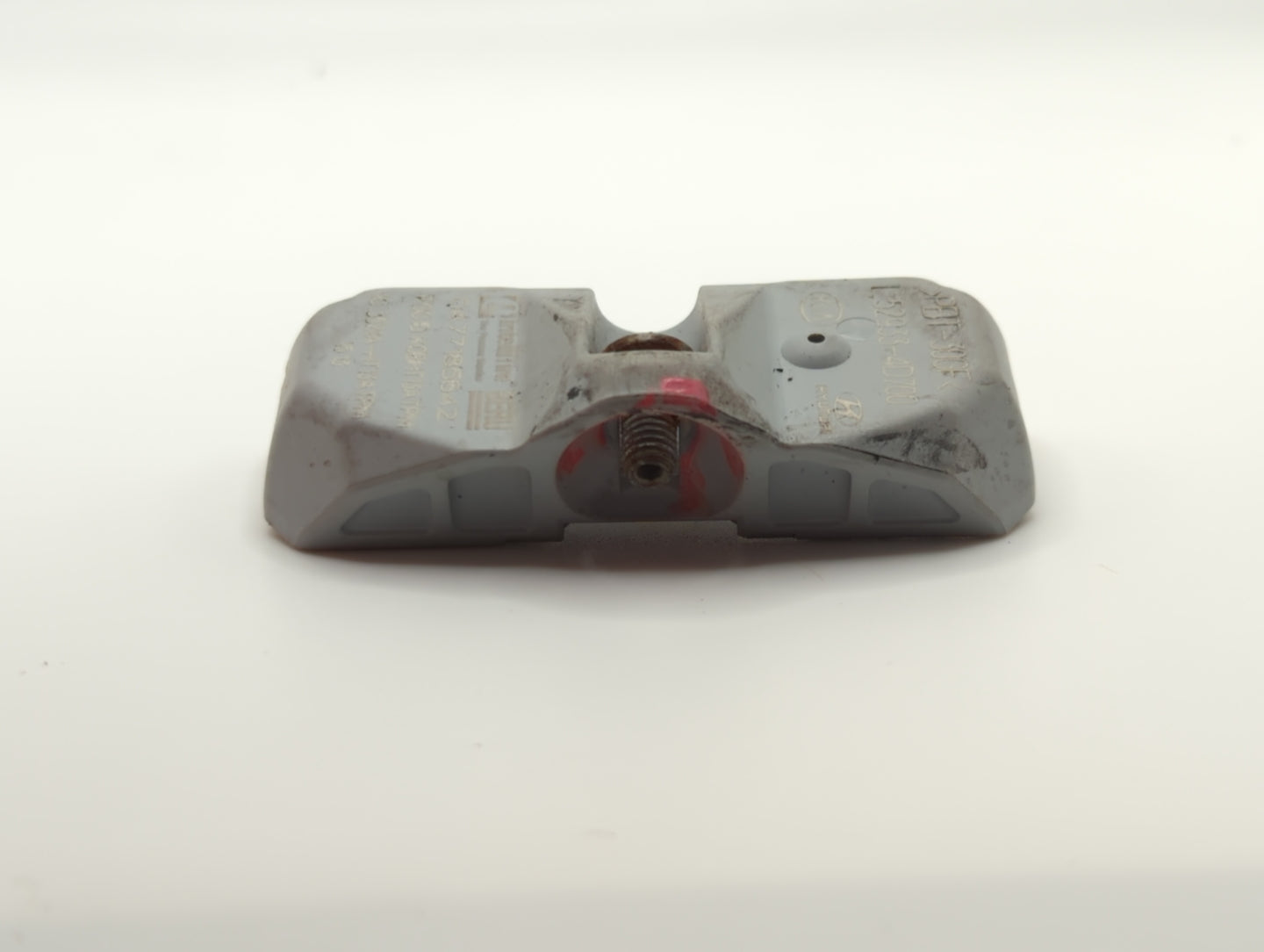 2009 Hyundai Santa Fe Tire Pressure Monitoring System Sensor Tpms - Oemusedautoparts1.com