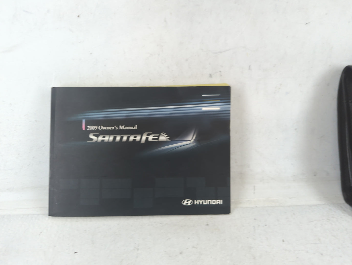 2009 Hyundai Santa Fe Owners Manual Book Guide P/N:A2B0-EU86A OEM Used Auto Parts - Oemusedautoparts1.com