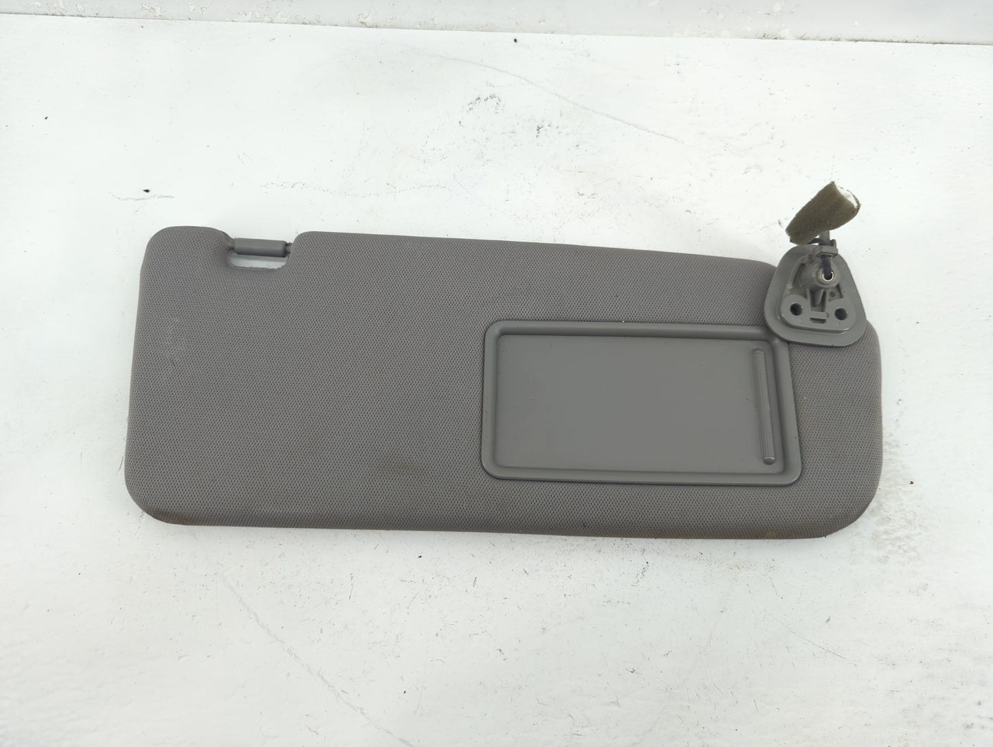 2007-2009 Hyundai Santa Fe Sun Visor Shade Replacement Passenger Right Mirror Fits Fits 2007 2008 2009 OEM Used Auto Parts -