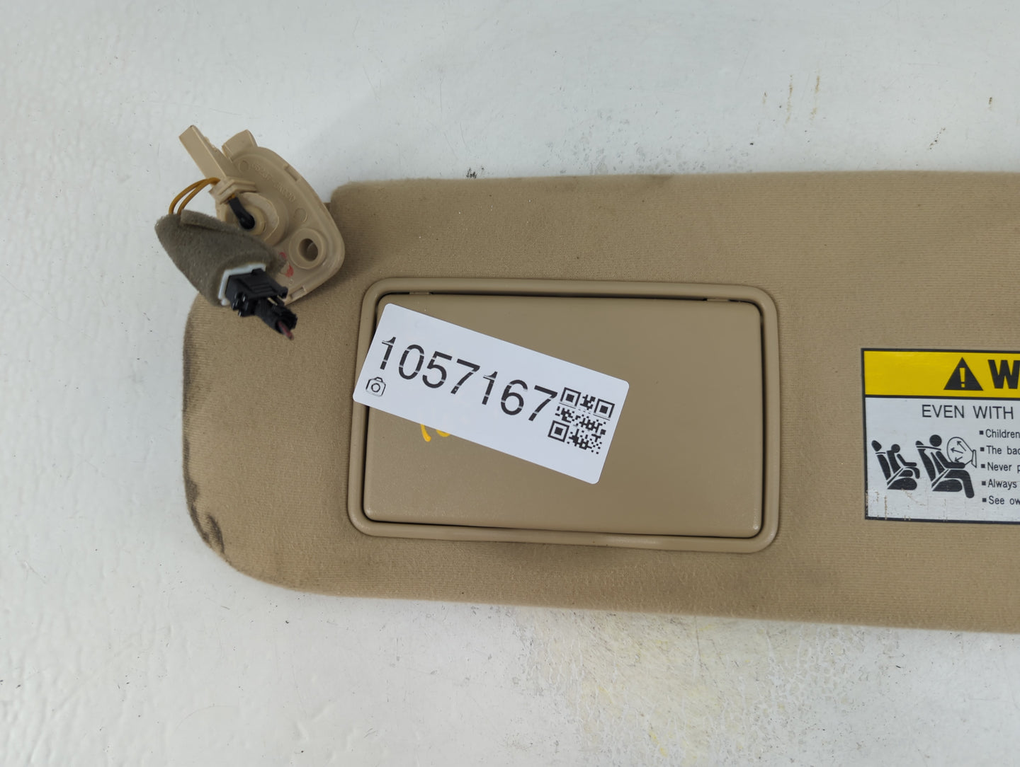 2008-2010 Hyundai Sonata Sun Visor Shade Replacement Driver Left Mirror Fits Fits 2008 2009 2010 OEM Used Auto Parts - Oemus