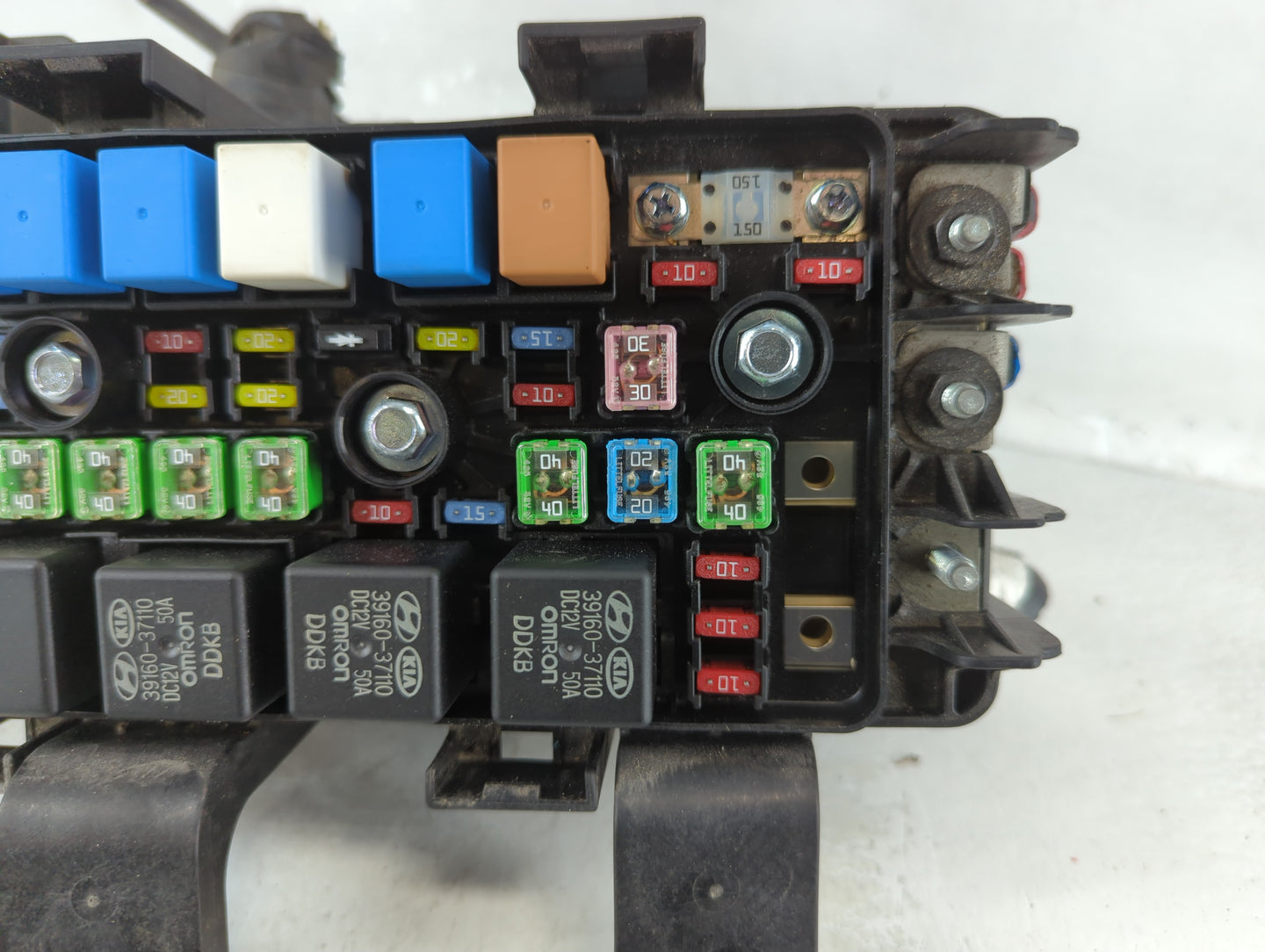 2008-2010 Hyundai Sonata Fusebox Fuse Box Panel Relay Module P/N:91950-3K750 Fits Fits 2008 2009 2010 OEM Used Auto Parts - 