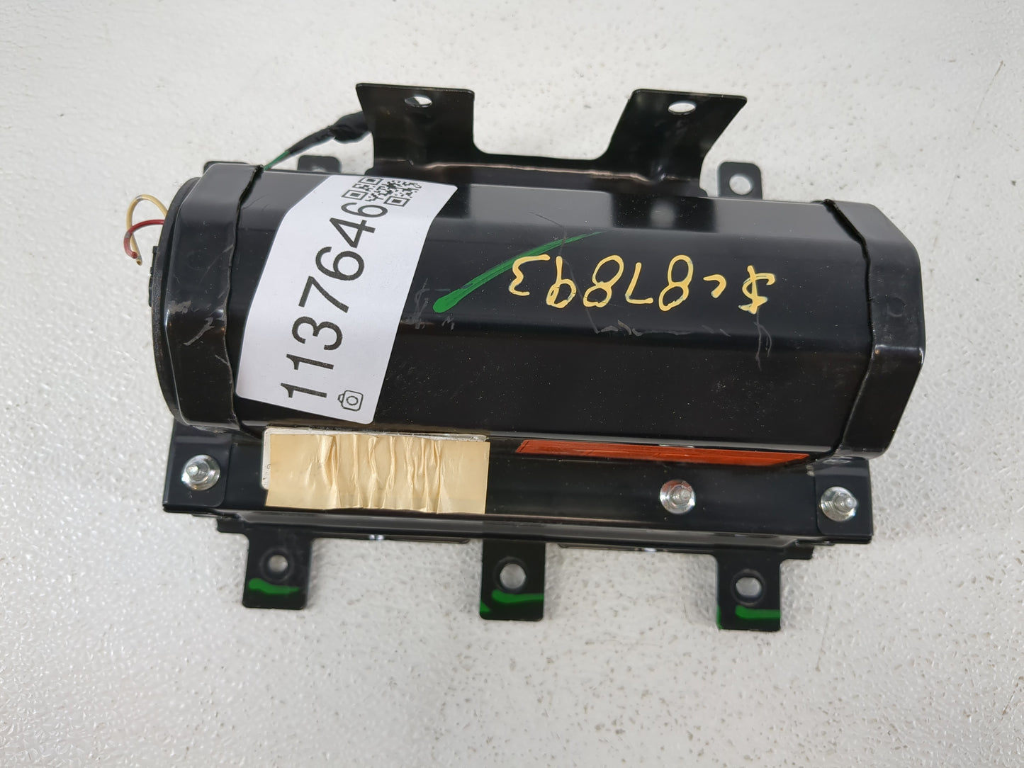 2009-2010 Hyundai Sonata Air Bag Passenger Right Dashboard OEM P/N:3K845-91060 Fits Fits 2009 2010 OEM Used Auto Parts - Oem