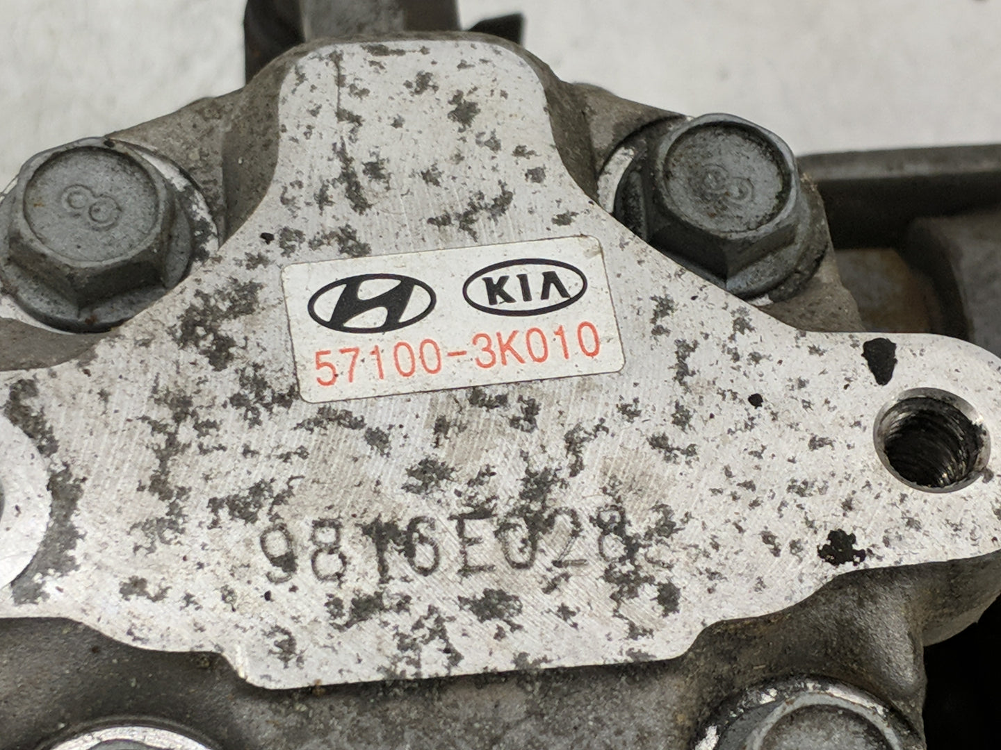 2008-2010 Hyundai Sonata Power Steering Column Pump Oem - Oemusedautoparts1.com