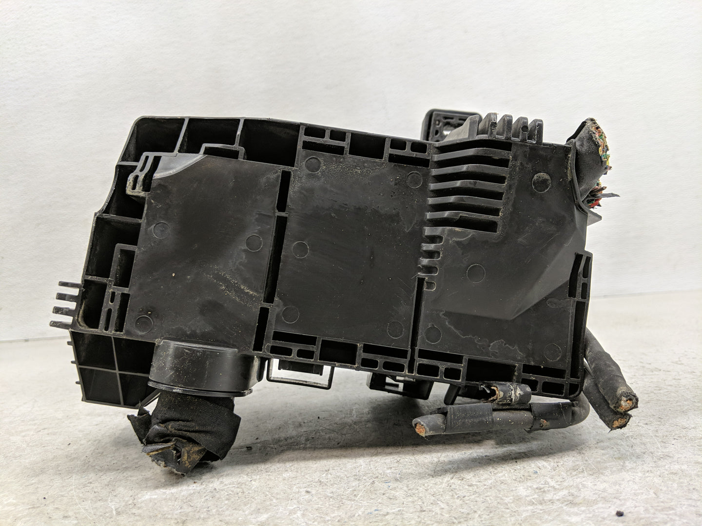 2008-2010 Hyundai Sonata Fusebox Fuse Box Panel Relay Module P/N:91950-3K51 91950-3K510, 91950-3K750 Fits Fits 2008 2009 201