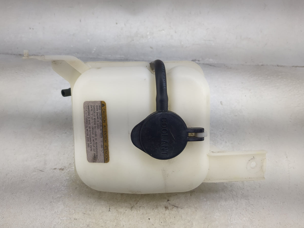 2006-2009 Hyundai Sonata Radiator Coolant Overflow Expansion Tank Bottle 1494616 - Oemusedautoparts1.com