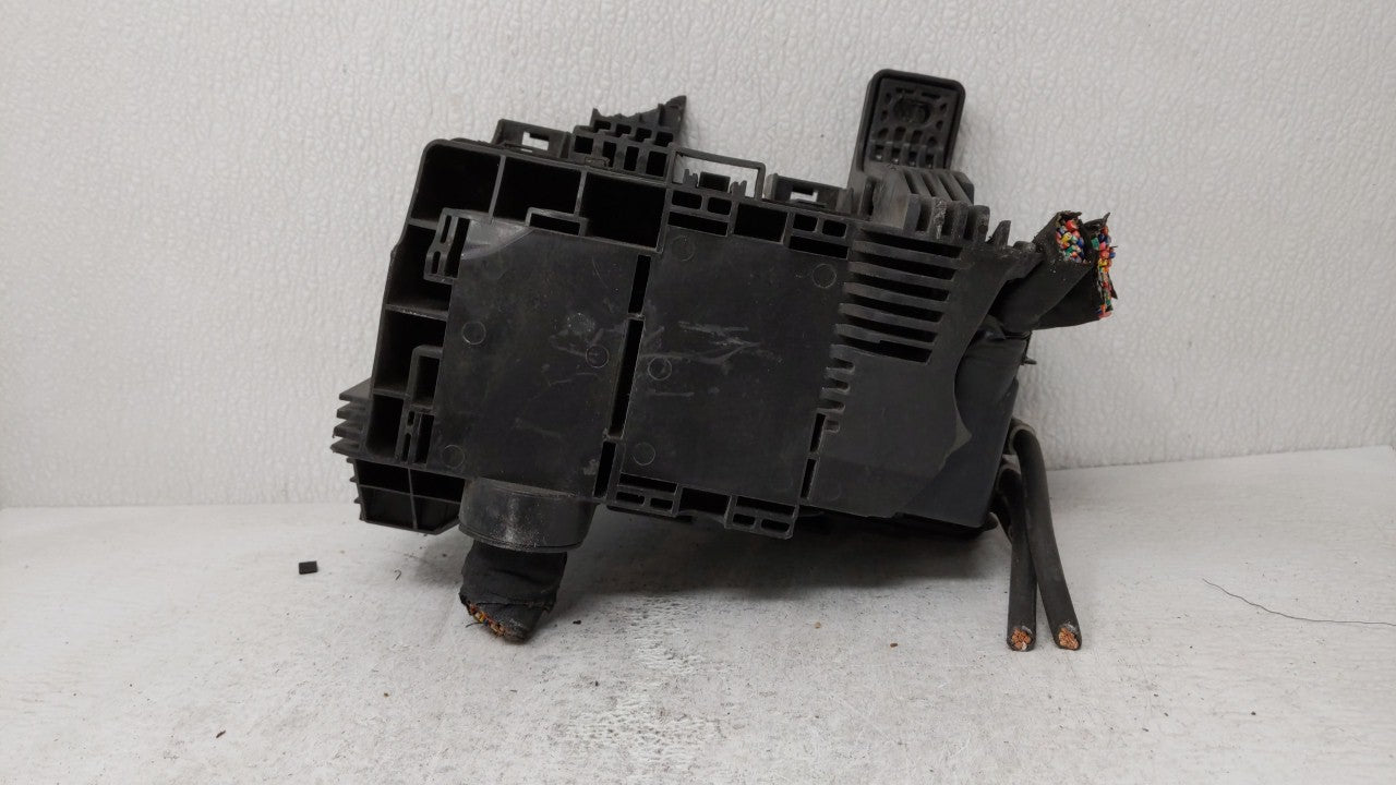 2008-2010 Hyundai Sonata Fusebox Fuse Box Panel Relay Module P/N:91950-3K540 91950-3K750 Fits Fits 2008 2009 2010 OEM Used A