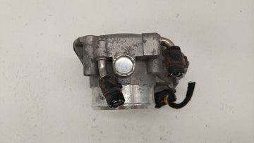2006-2010 Hyundai Sonata Throttle Body P/N:35100-25400 35100-25200 Fits Fits 2006 2007 2008 2009 2010 2011 2012 2013 OEM Used Auto Parts