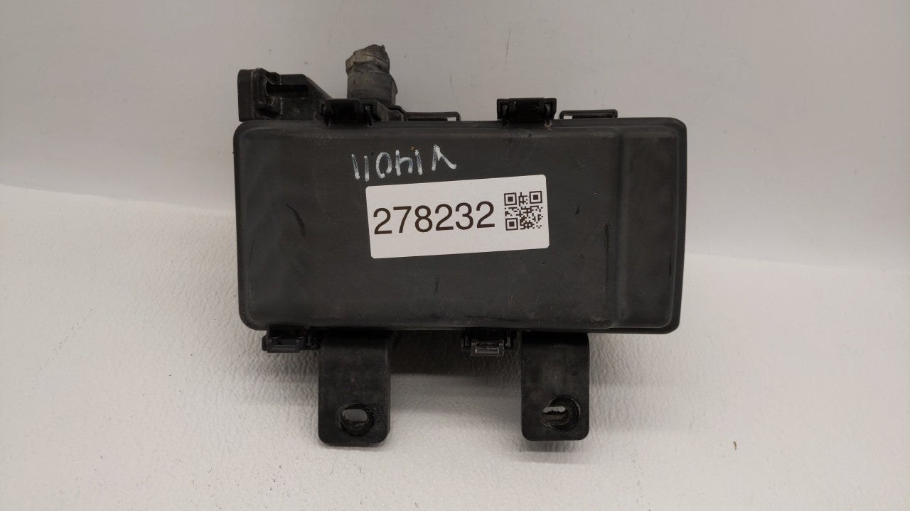 2008-2010 Hyundai Sonata Fusebox Fuse Box Panel Relay Module P/N:91950-3K540 91950-3K750 Fits Fits 2008 2009 2010 OEM Used A