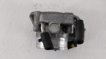 2006-2010 Hyundai Sonata Throttle Body P/N:35100-25400 35100-25200 Fits Fits 2006 2007 2008 2009 2010 2011 2012 2013 OEM Used Auto Parts