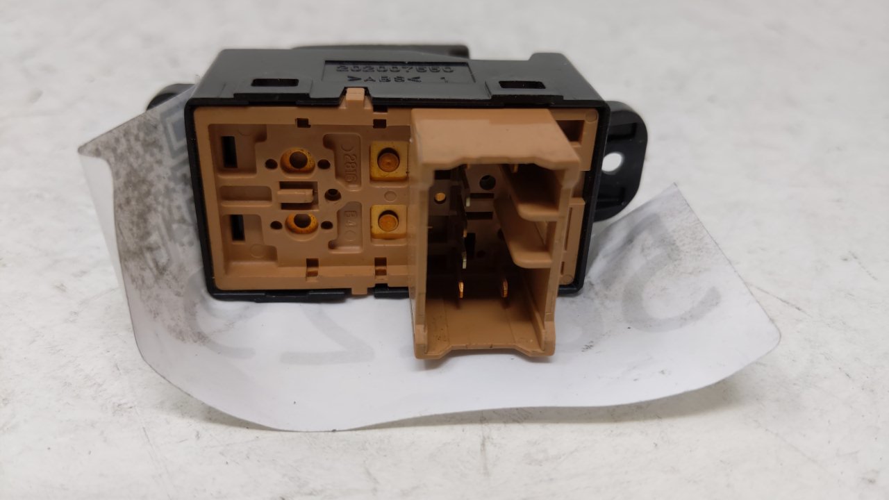 2009 Hyundai Sonata Passenger Right Rear Power Window Switch - Oemusedautoparts1.com