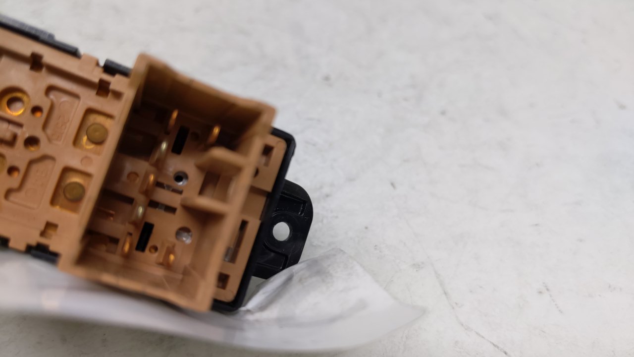 2009 Hyundai Sonata Passenger Right Rear Power Window Switch - Oemusedautoparts1.com