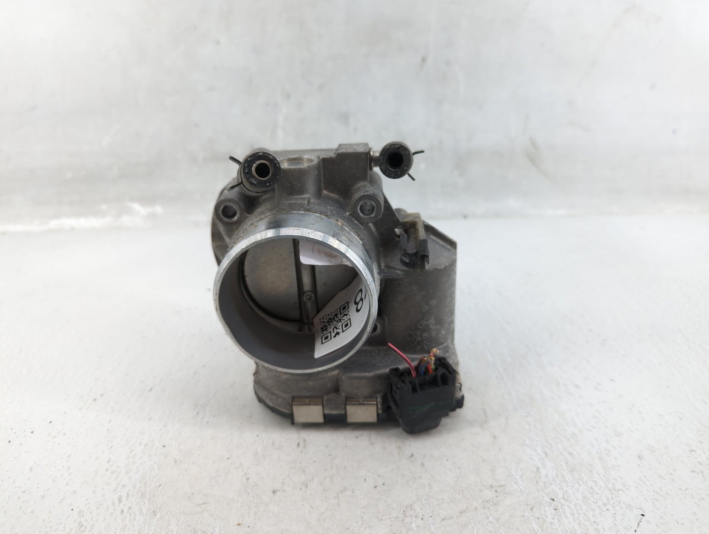 2006-2010 Hyundai Sonata Throttle Body P/N:35100-25200 Fits Fits 2006 2007 2008 2009 2010 2011 2012 2013 OEM Used Auto Parts