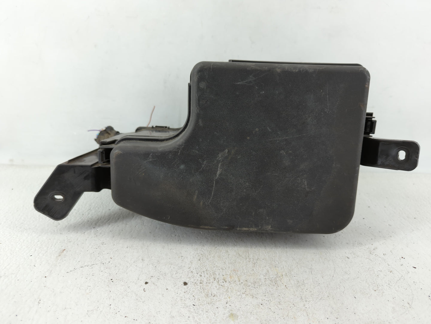 2008-2010 Hyundai Sonata Fusebox Fuse Box Panel Relay Module P/N:KD45675X0C KD45-675X0 C Fits Fits 2008 2009 2010 OEM Used A