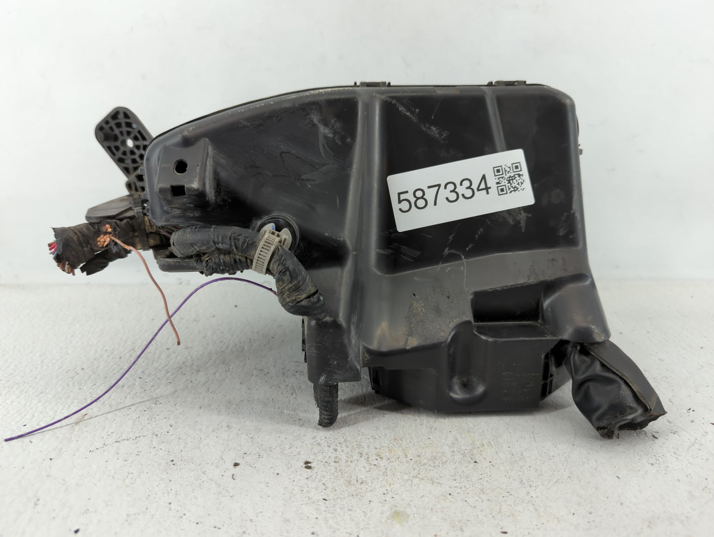 2008-2010 Hyundai Sonata Fusebox Fuse Box Panel Relay Module P/N:KD45675X0C KD45-675X0 C Fits Fits 2008 2009 2010 OEM Used A