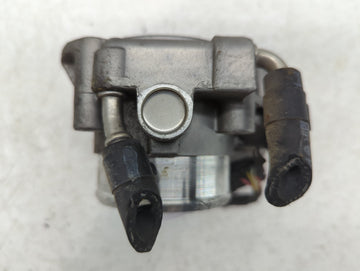 2006-2010 Hyundai Sonata Throttle Body P/N:35100-25200 Fits Fits 2006 2007 2008 2009 2010 2011 2012 2013 OEM Used Auto Parts