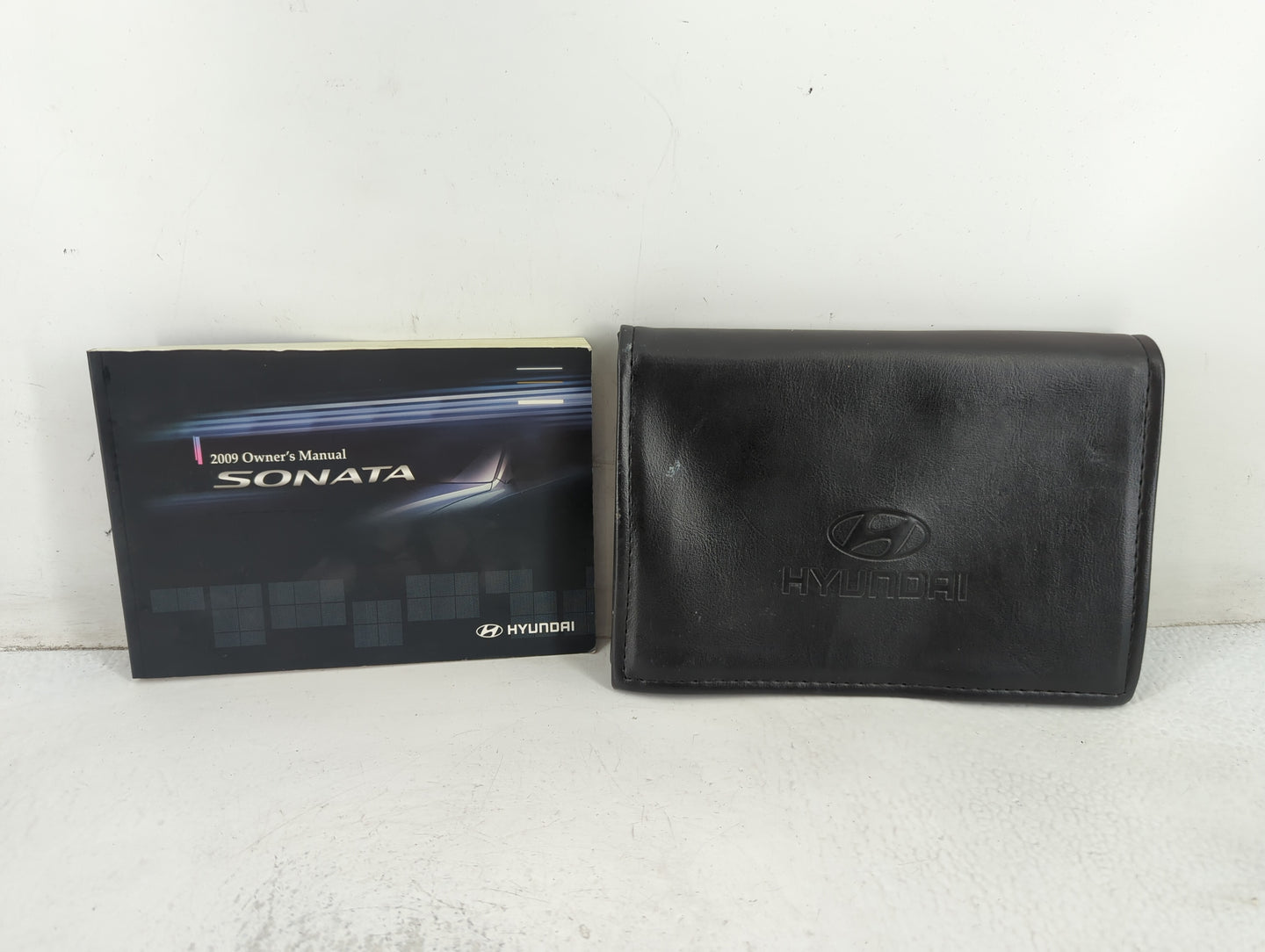 2009 Hyundai Sonata Owners Manual Book Guide P/N:A3KO-EU8NL OEM Used Auto Parts - Oemusedautoparts1.com
