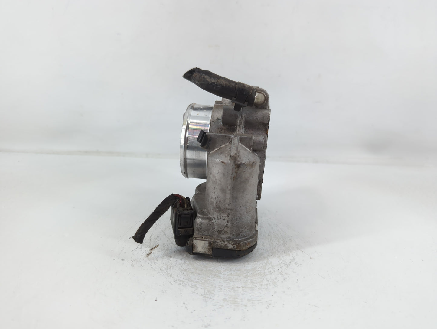2006-2010 Hyundai Sonata Throttle Body P/N:9 590 930 001 35100-2400 Fits Fits 2006 2007 2008 2009 2010 2011 2012 2013 OEM Us