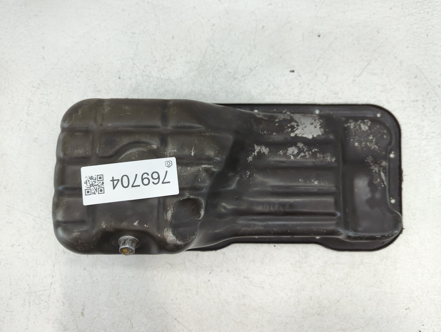 2009-2010 Hyundai Sonata Engine Oil Pan Fits Fits 2009 2010 2011 2012 2013 OEM Used Auto Parts - Oemusedautoparts1.com