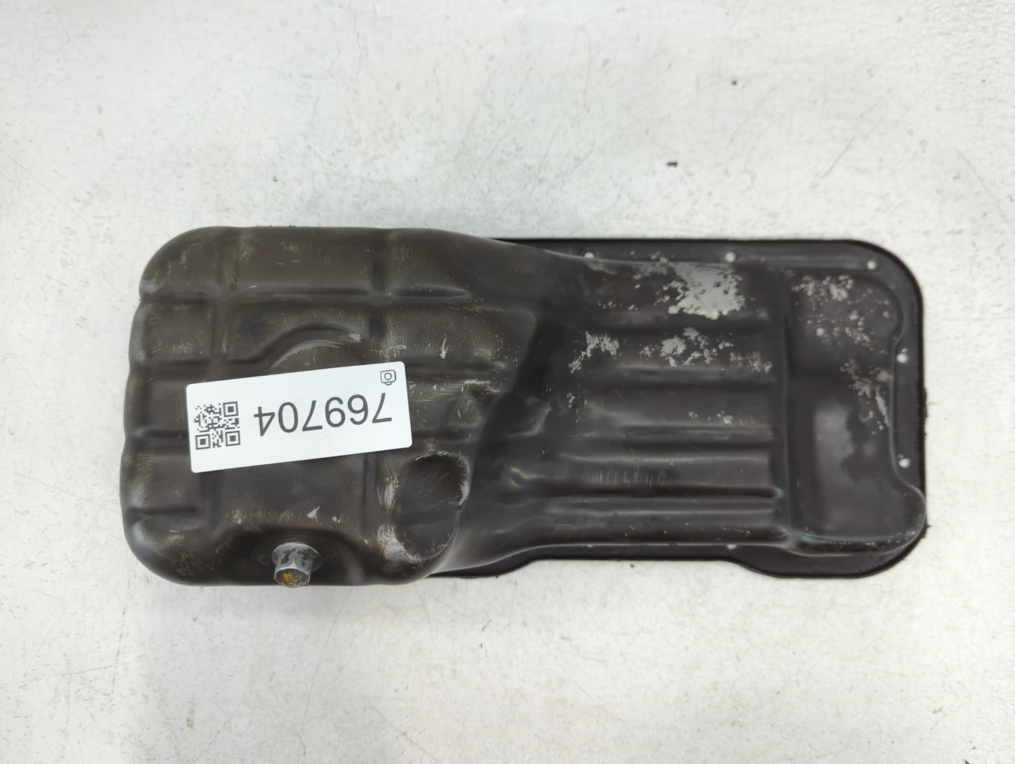 2009-2010 Hyundai Sonata Engine Oil Pan Fits Fits 2009 2010 2011 2012 2013 OEM Used Auto Parts - Oemusedautoparts1.com