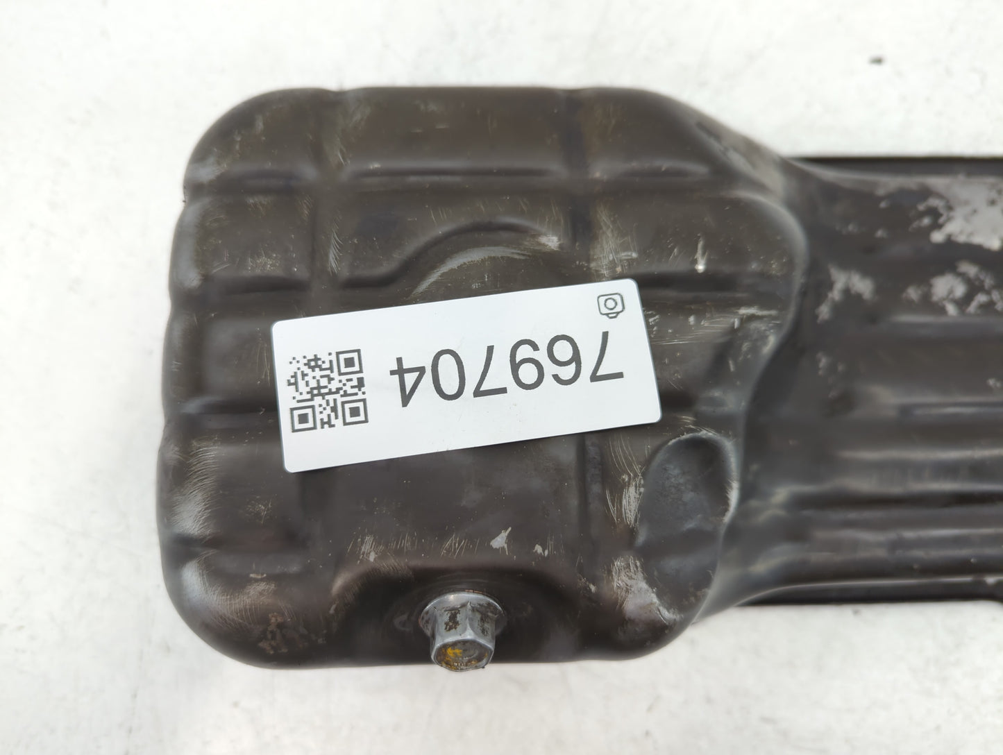 2009-2010 Hyundai Sonata Engine Oil Pan Fits Fits 2009 2010 2011 2012 2013 OEM Used Auto Parts - Oemusedautoparts1.com