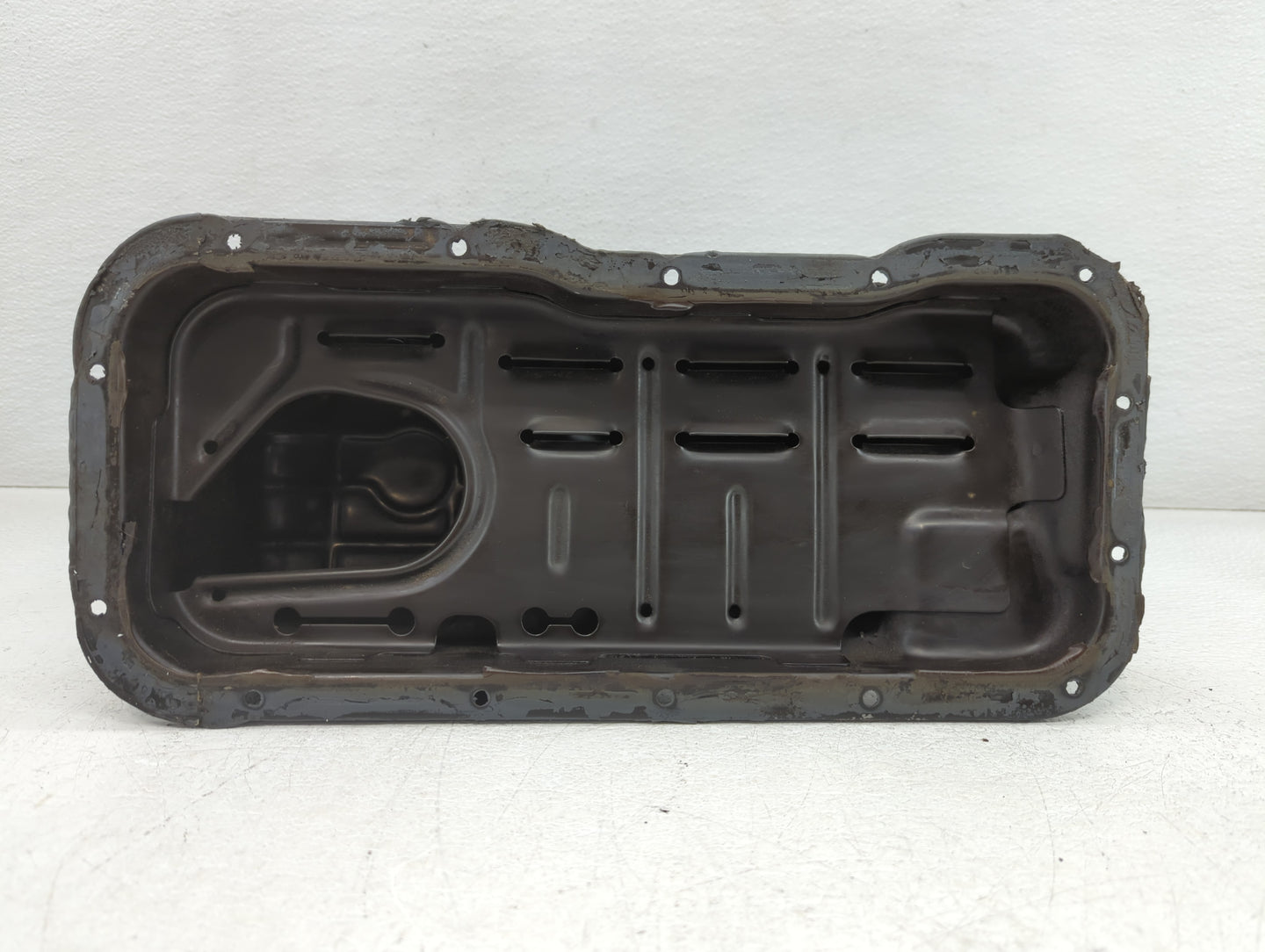 2009-2010 Hyundai Sonata Engine Oil Pan Fits Fits 2009 2010 2011 2012 2013 OEM Used Auto Parts - Oemusedautoparts1.com