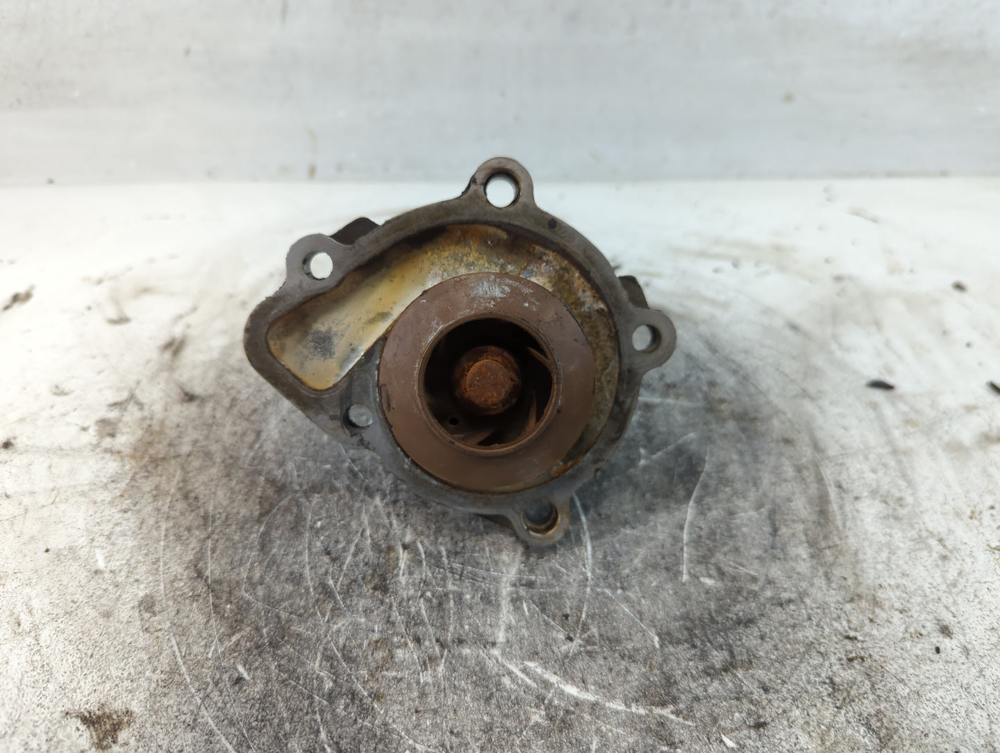 2009 Hyundai Sonata WATER PUMP - Oemusedautoparts1.com