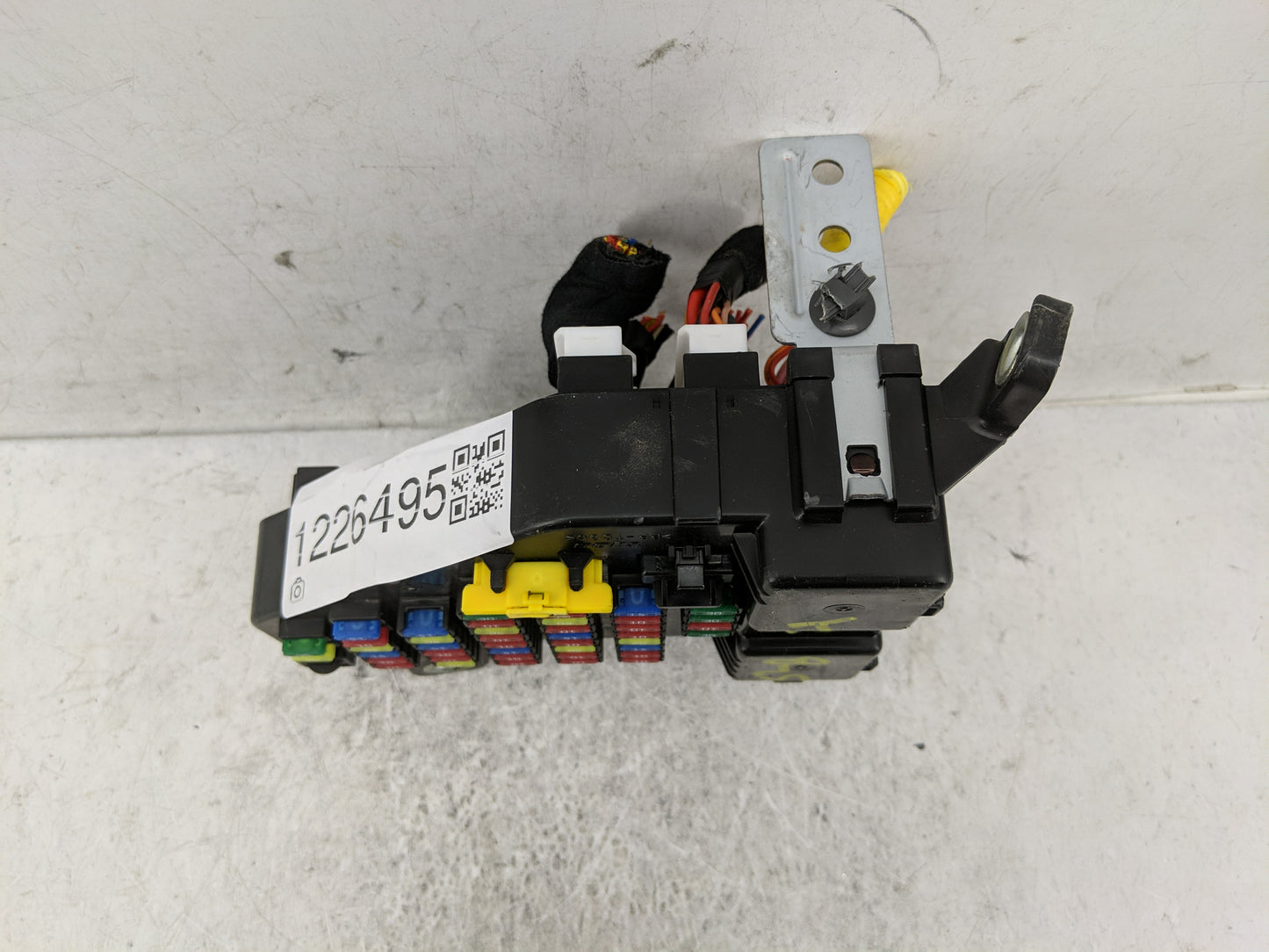 2005-2009 Hyundai Tucson Fusebox Fuse Box Panel Relay Module Fits Fits 2005 2006 2007 2008 2009 OEM Used Auto Parts - Oemuse