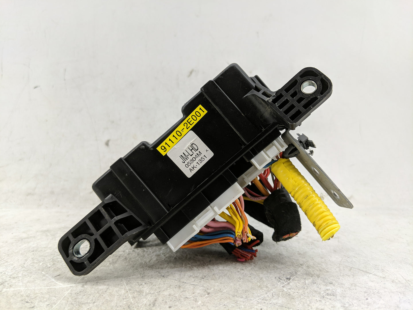 2005-2009 Hyundai Tucson Fusebox Fuse Box Panel Relay Module Fits Fits 2005 2006 2007 2008 2009 OEM Used Auto Parts - Oemuse