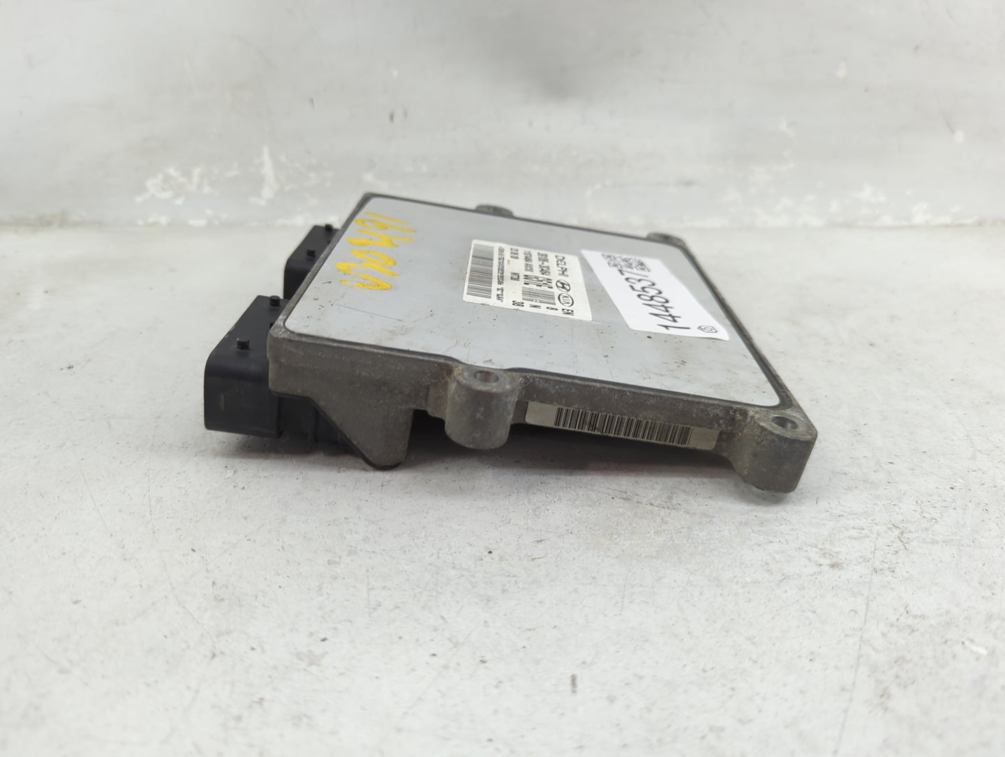 2008-2009 Hyundai Veracruz PCM Engine Control Computer ECU ECM PCU OEM P/N:39106-3C464 11874464 Fits Fits 2008 2009 OEM Used