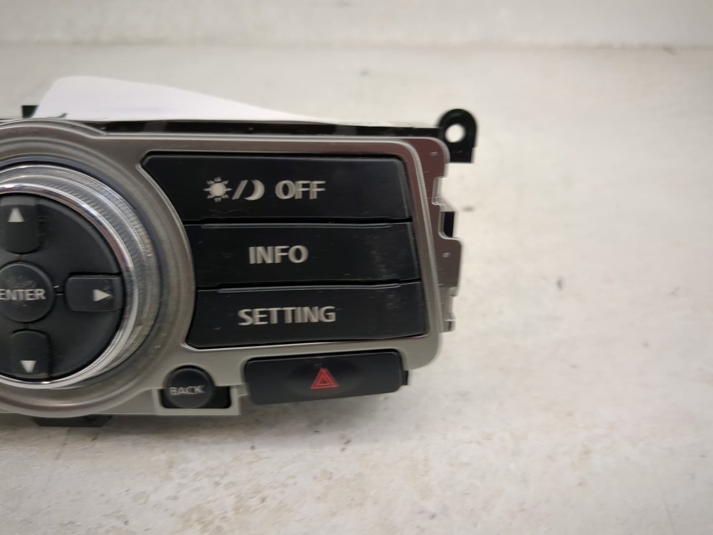 2009 Infiniti Fx35 Radio Control Panel - Oemusedautoparts1.com